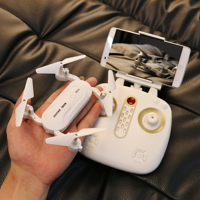 微型天空探索者 智能无人机玩具的革命